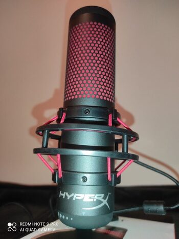 HyperX QuadCast Micrófono de Condensador Rojo