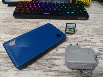 Nintendo DSi XL + Juego  for sale