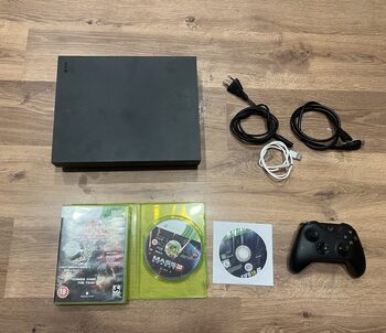 Xbox One X, Black, 1tb/3 žaidimai