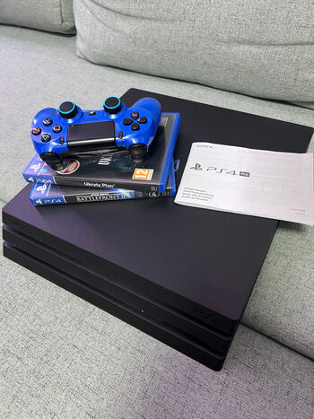 PlayStation 4 Pro + PS PLUS prenumeratas