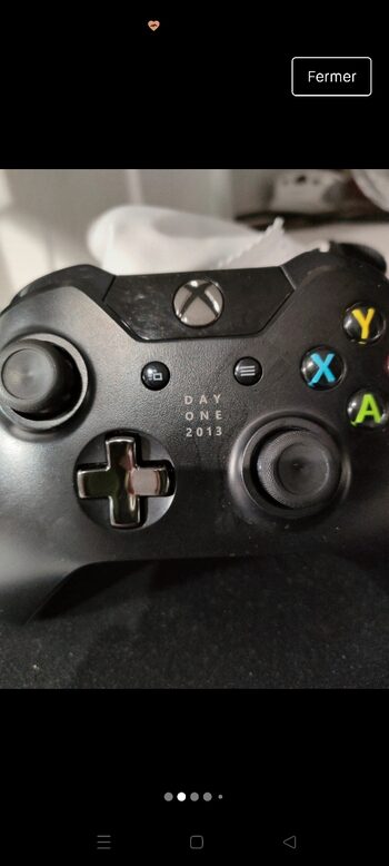 Manette Xbox one V1 edition Collector Day one 2013