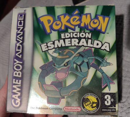 Pokémon Emerald Game Boy Advance