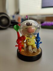 Super Smash Bros Olimar Pikmin Amiibo