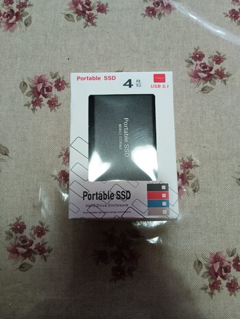 Disco duro SSD 4TB (nuevo)