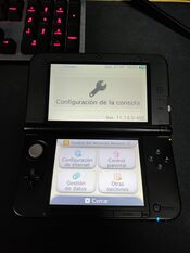 Get Nintendo 3DS XL Roja con cargador