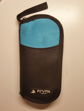 PS Vita, Black, 4GB + Funda