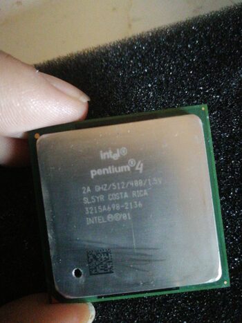 INTEL PENTIUM 4 2A GHZ