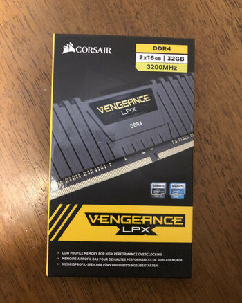 Corsair Vengeance LPX 32 GB (2 x 16 GB) DDR4-3200 Black / Yellow PC RAM