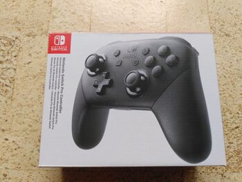 Nintendo Switch Pro Controller