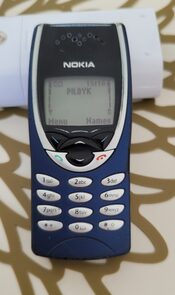 Nokia 8210