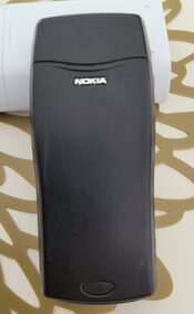 Nokia 8210