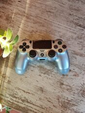 MANDO PS4 DUALSHOCK PLATA AZUL V2 + REGALO