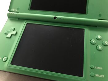 Nintendo DSi XL, Green