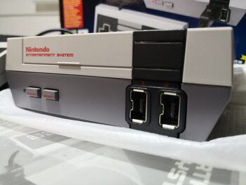 Nintendo NES Classic MINI 30 juegos 2 mandos y accesorios en caja original