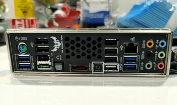 Asus Sabertooth X79 Intel X79 ATX DDR3 LGA2011 3 x PCI-E x16 Slots Motherboard