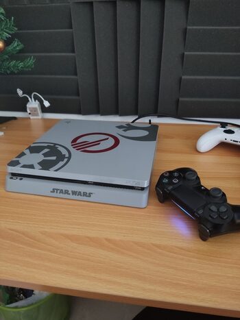 PS4 Slim 1Tb Edición Limitada Deluxe Star wars battlefront II+Juegos incluidos