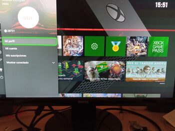 Redeem Xbox One X, Black, 1TB, para reparar o piezas, estropeada.Sin mando y sin cables