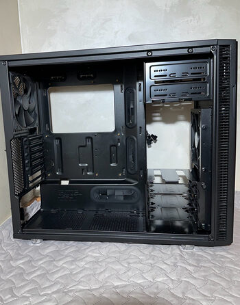 Get Fractal Design Define R5 ATX Mid Tower Black PC Case