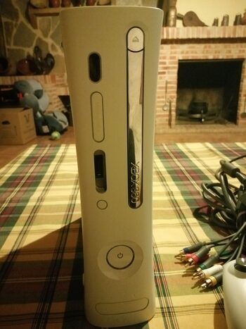 mero articulo casamentero Comprar Xbox 360 FAT + 1 mando y cables originales | ENEBA