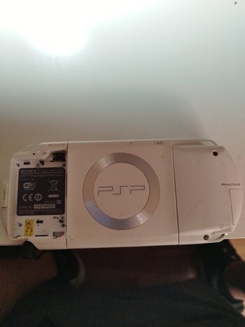 Buy PSP 1000, White, 32MB