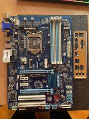 Gigabyte GA-Z77-DS3H Intel Z77 ATX DDR3 LGA1155 2 x PCI-E x16 Slots Motherboard