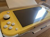 Nintendo Switch Lite, Yellow, 32GB