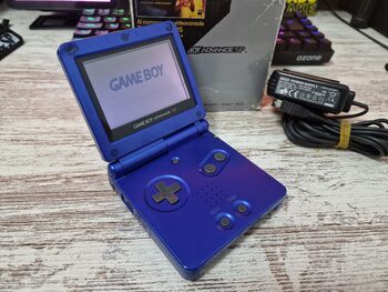 Nintendo Game Boy Advance SP 