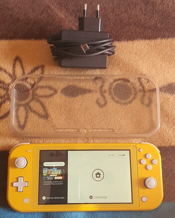 Switch Lite + Protector