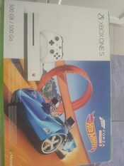 Xbox One s 500 GB + Mando + 3 Juegos