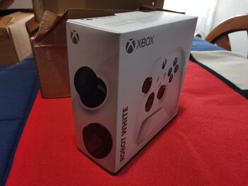 Xbox Wireless Controller - Robot White NUEVO (PRECINTADO)