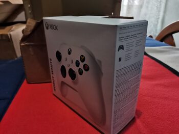 Get Xbox Wireless Controller - Robot White NUEVO (PRECINTADO)