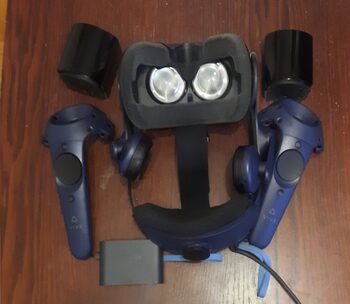 HTC Vive Pro Complete Edition + controller + Base station 2.0