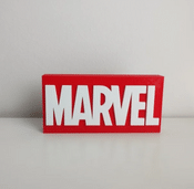 Letrero logo Marvel