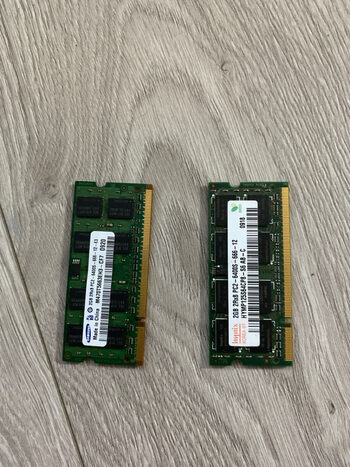 GeIL 2 GB (1 x 2 GB) DDR2-667 Green Laptop RAM