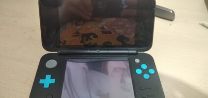 New Nintendo 2DS XL, Black & Turquoise