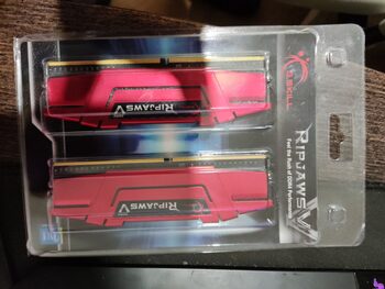 G.Skill Ripjaws V Series 16 GB (2 x 8 GB) DDR4-2133 Black / Red PC RAM