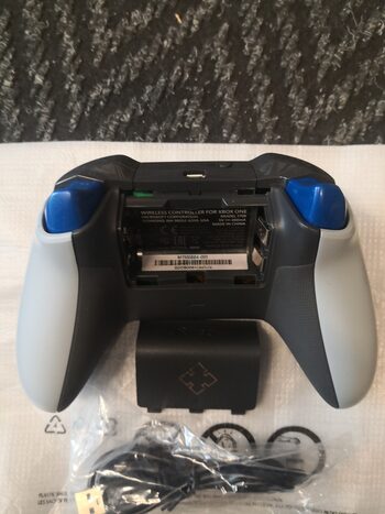 Xbox v2 Limited pultas pultelis controller valdiklis Microsoft Bluetooth pc os