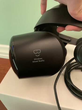 Samsung HMD Odyssey+ VR Headsetas