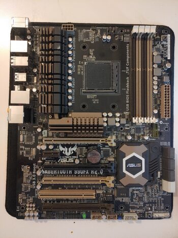 Asus Sabertooth 990FX/GEN3 R2.0 AMD 990FX ATX DDR3 AM3+ 4 x PCI-E x16 Slots Motherboard