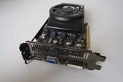 Asus Radeon HD 5770 1 GB 850 Mhz PCIe x16 GPU