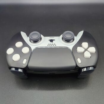 Mando PS5 Scuf Black & White for sale