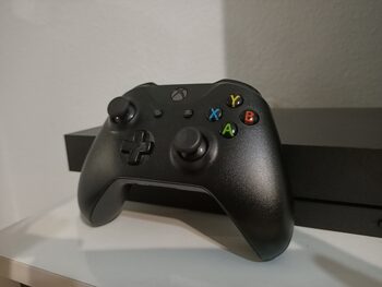 Redeem Xbox One X, MUY NUEVA, Black, 1TB