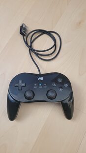 Wii Classic Controller Pro