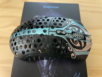 Pirkti Finalmouse Starlight-12 Phantom Medium | ENEBA