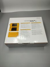 Nintendo DSi XL, Yellow