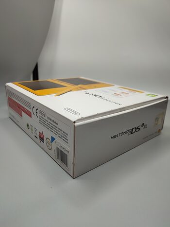 Nintendo DSi XL, Yellow