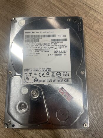 Hitachi HDS723020BLA642 2 TB HDD Storage