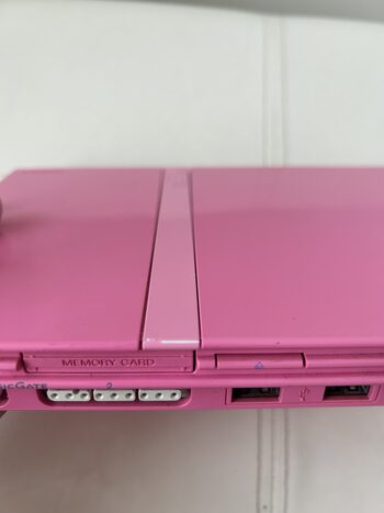 PlayStation 2 Slim pink