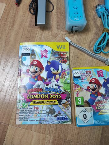 Get Nintendo Wii, Neon Blue, 512MB