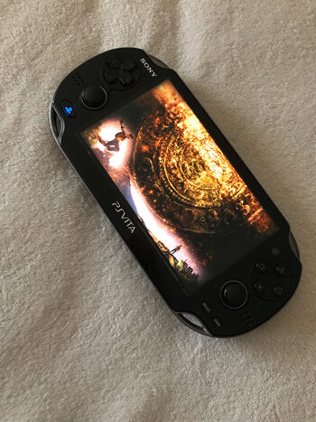 PSP Vita+ 8 gb memory card+ Zaidimas dovanu!